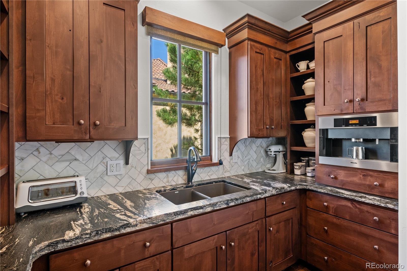 MLS Image #11 for 7208  raphael lane,littleton, Colorado