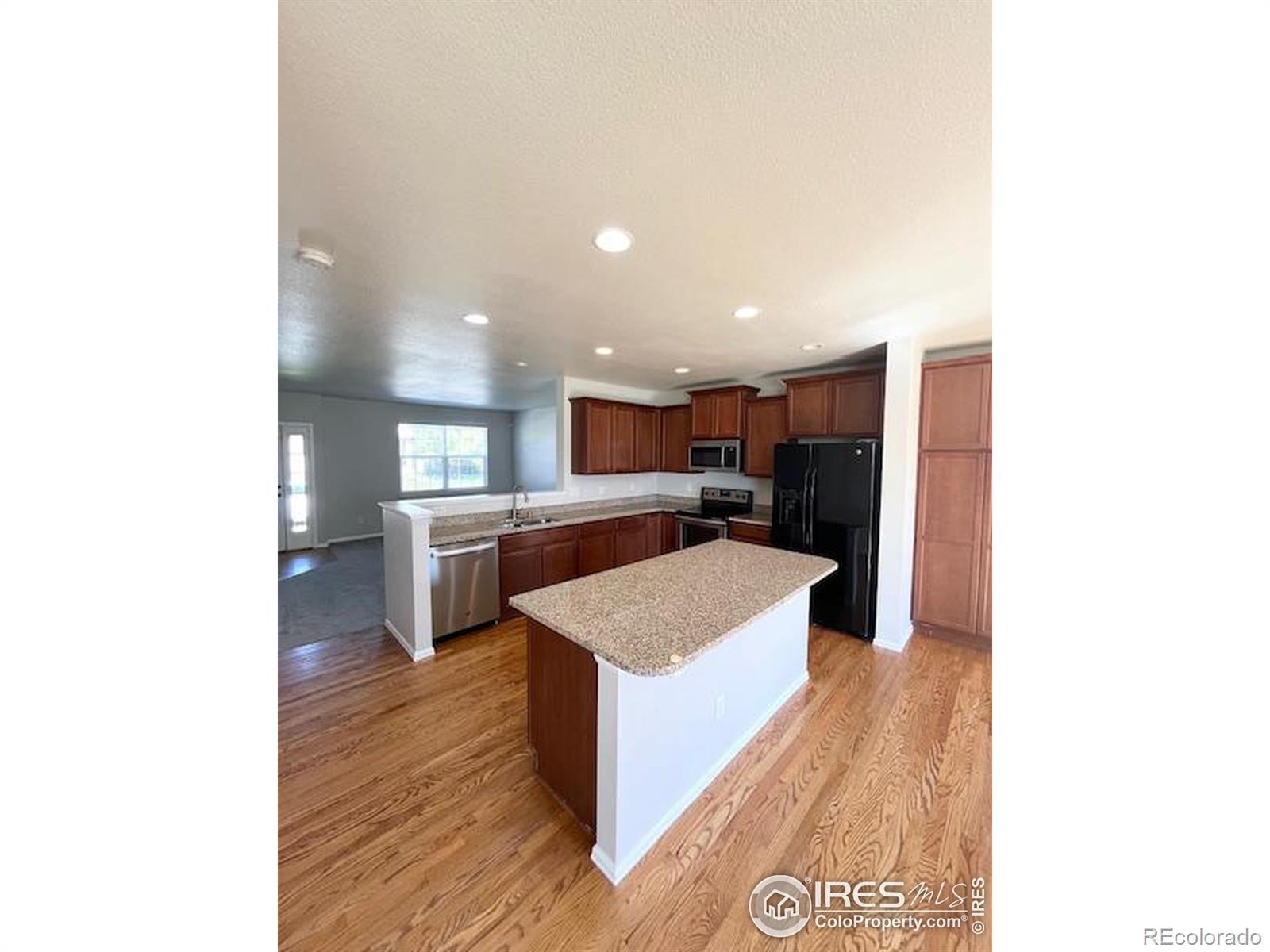 MLS Image #3 for 1545  basildon court,windsor, Colorado