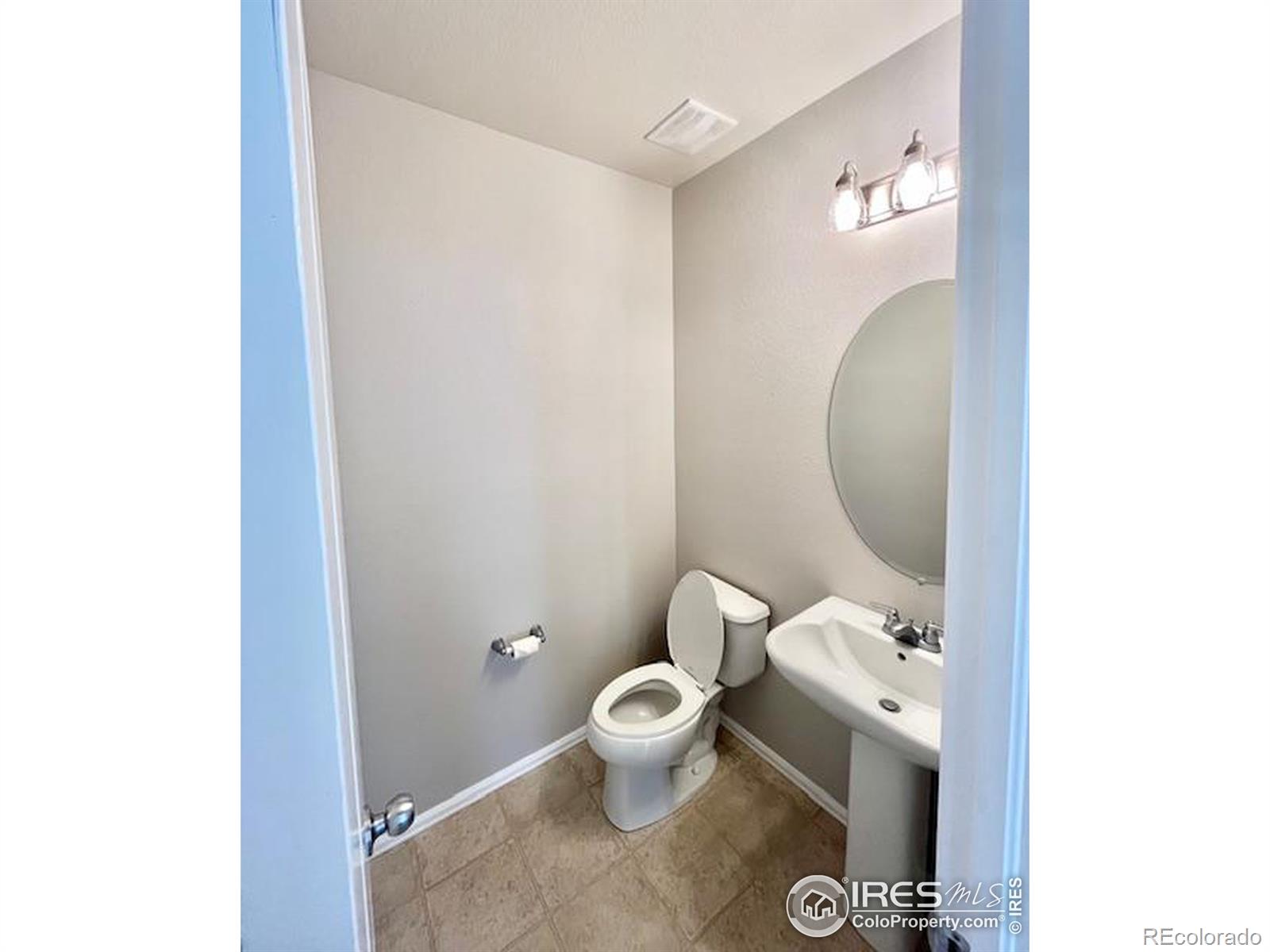 MLS Image #6 for 1545  basildon court,windsor, Colorado