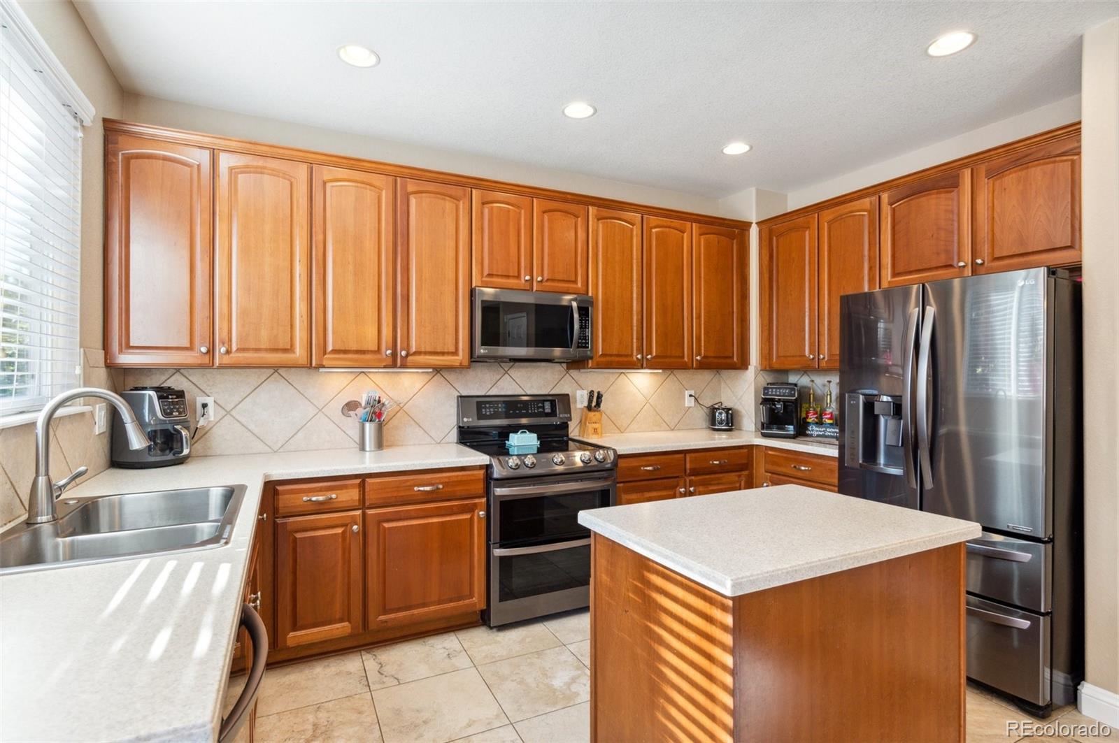 MLS Image #12 for 11832  altura street,commerce city, Colorado