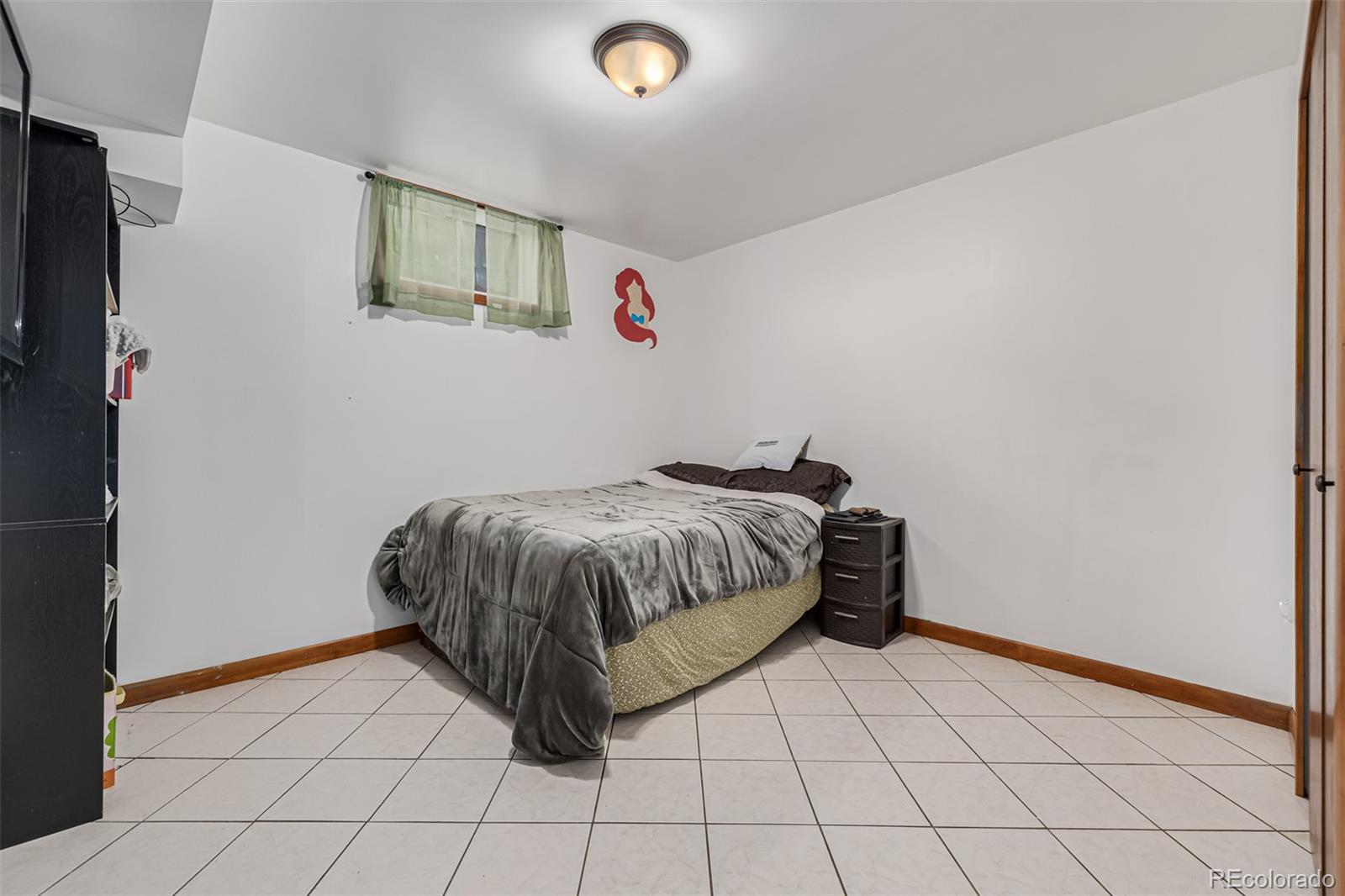 MLS Image #13 for 1591 s zuni street,denver, Colorado