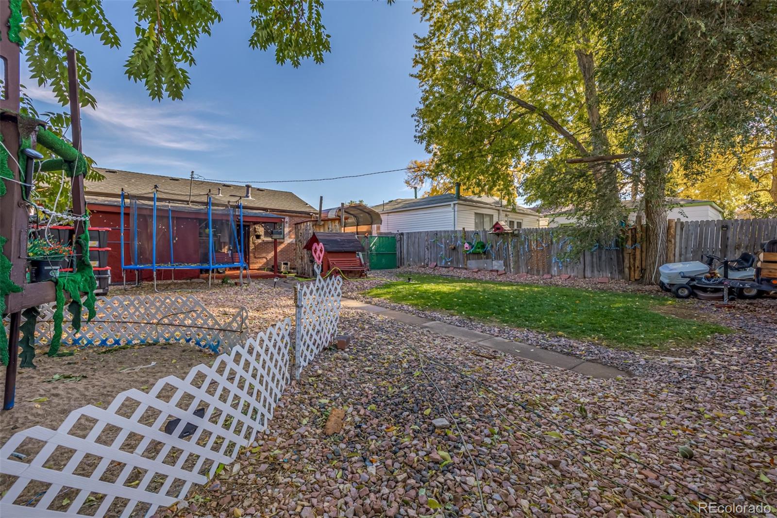 MLS Image #36 for 1591 s zuni street,denver, Colorado