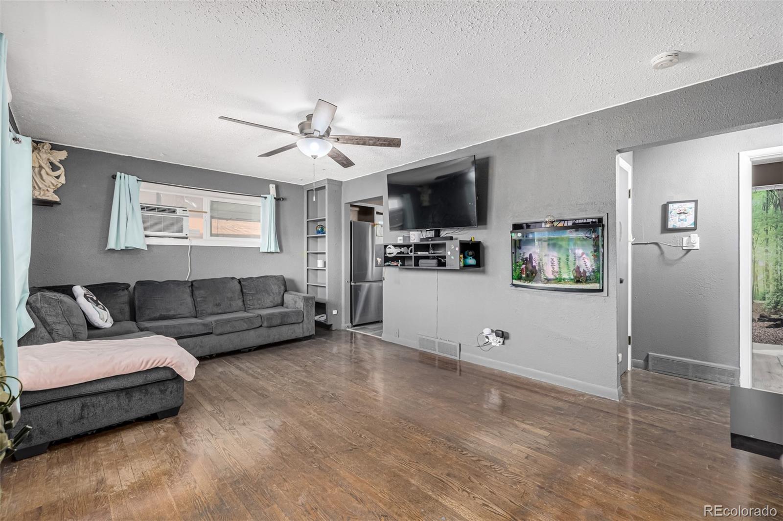 MLS Image #5 for 1591 s zuni street,denver, Colorado