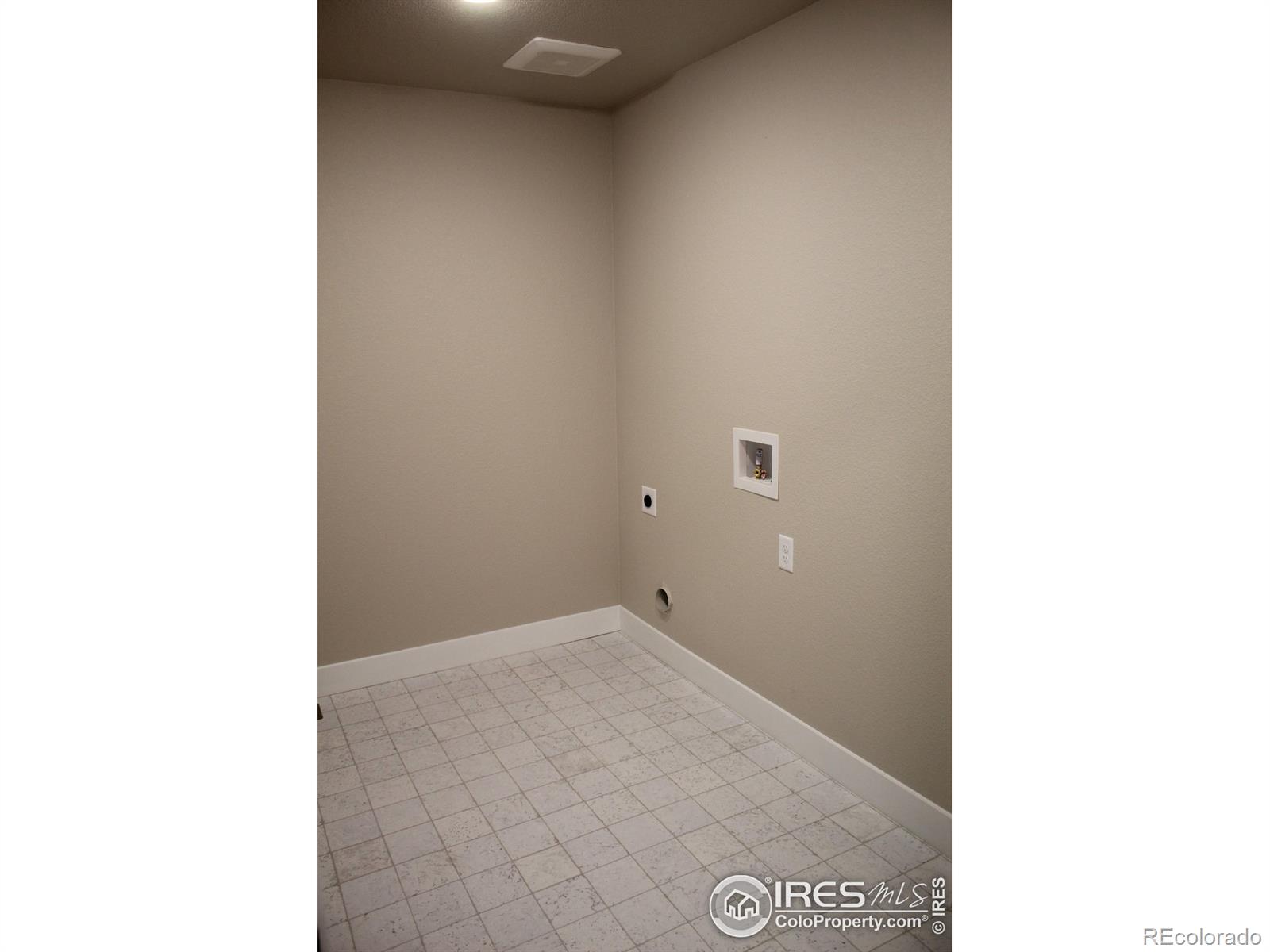 MLS Image #13 for 6933  4th st rd,greeley, Colorado