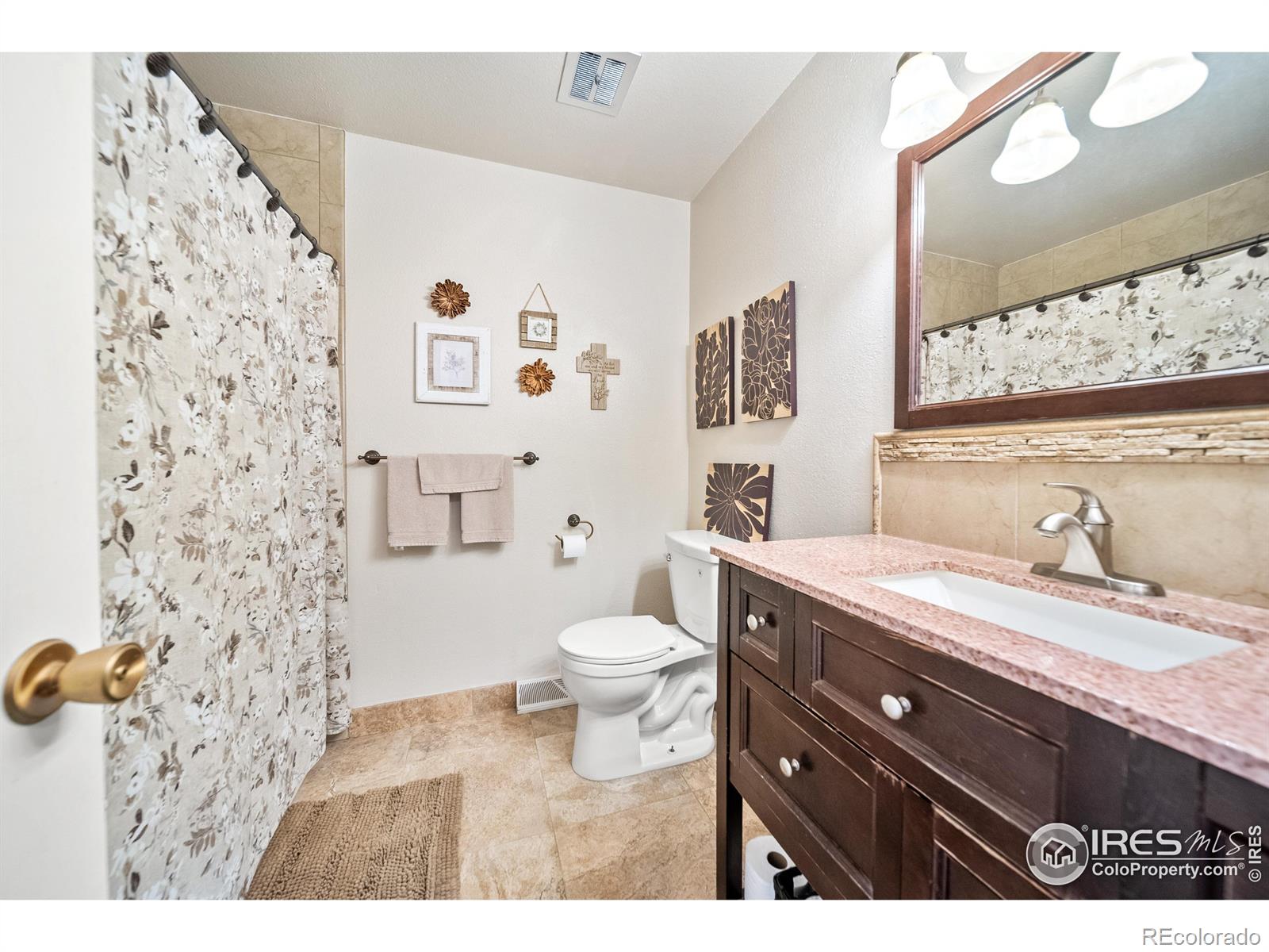 MLS Image #18 for 2028  buena vista court,greeley, Colorado