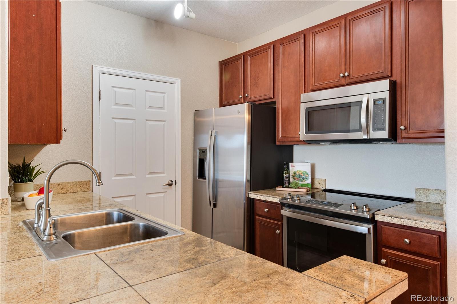 MLS Image #10 for 15700 e jamison drive 7-304,englewood, Colorado