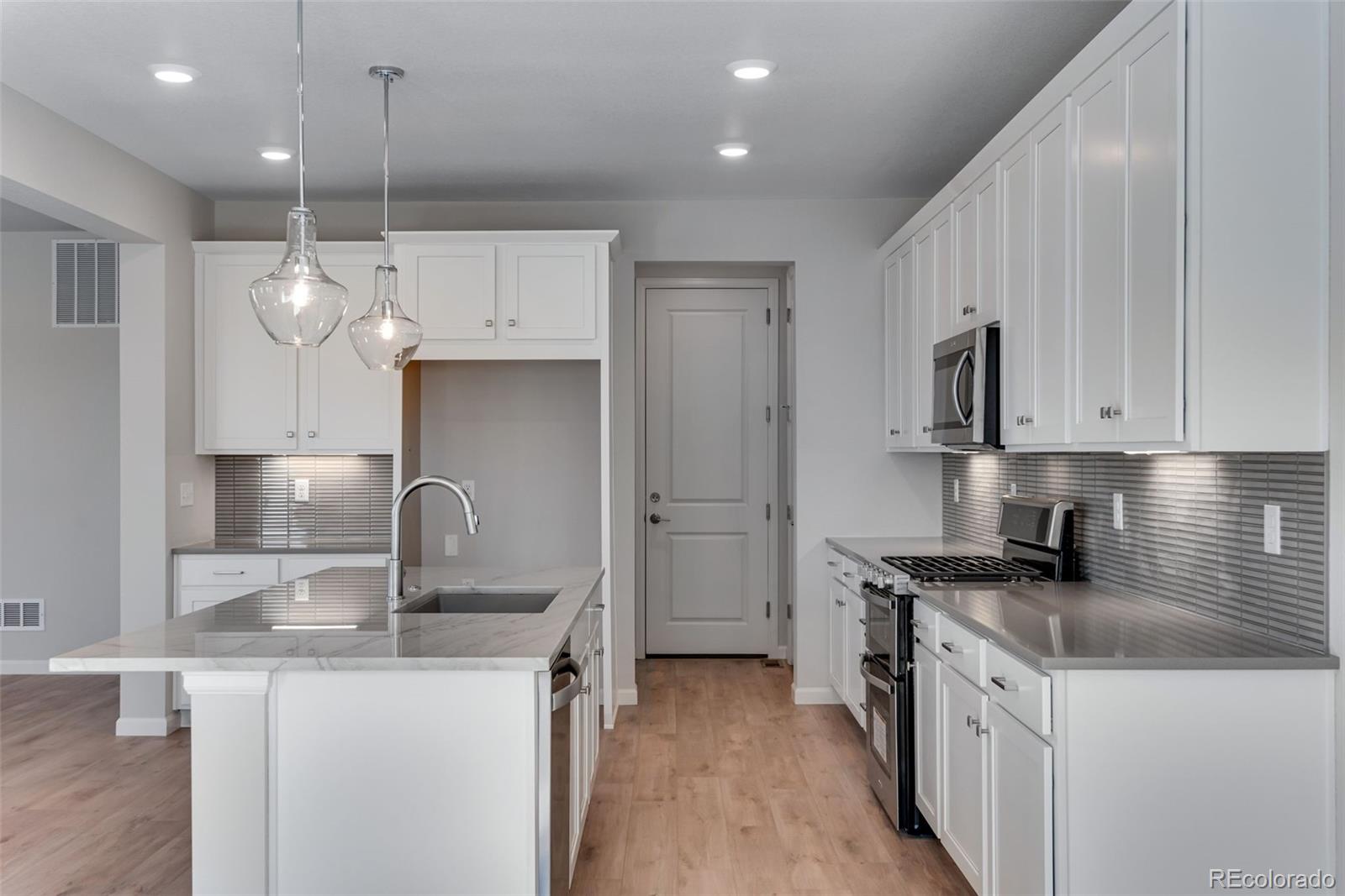 MLS Image #13 for 13502 e 100th avenue,commerce city, Colorado