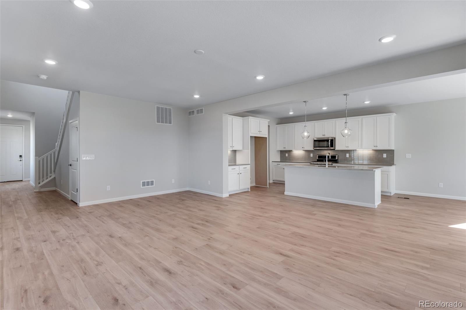 MLS Image #4 for 13502 e 100th avenue,commerce city, Colorado
