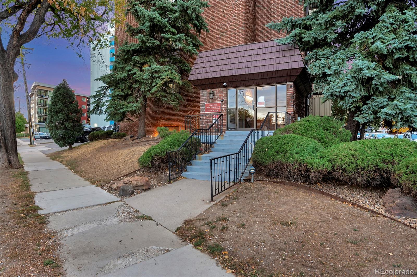 MLS Image #15 for 4110  hale parkway,denver, Colorado