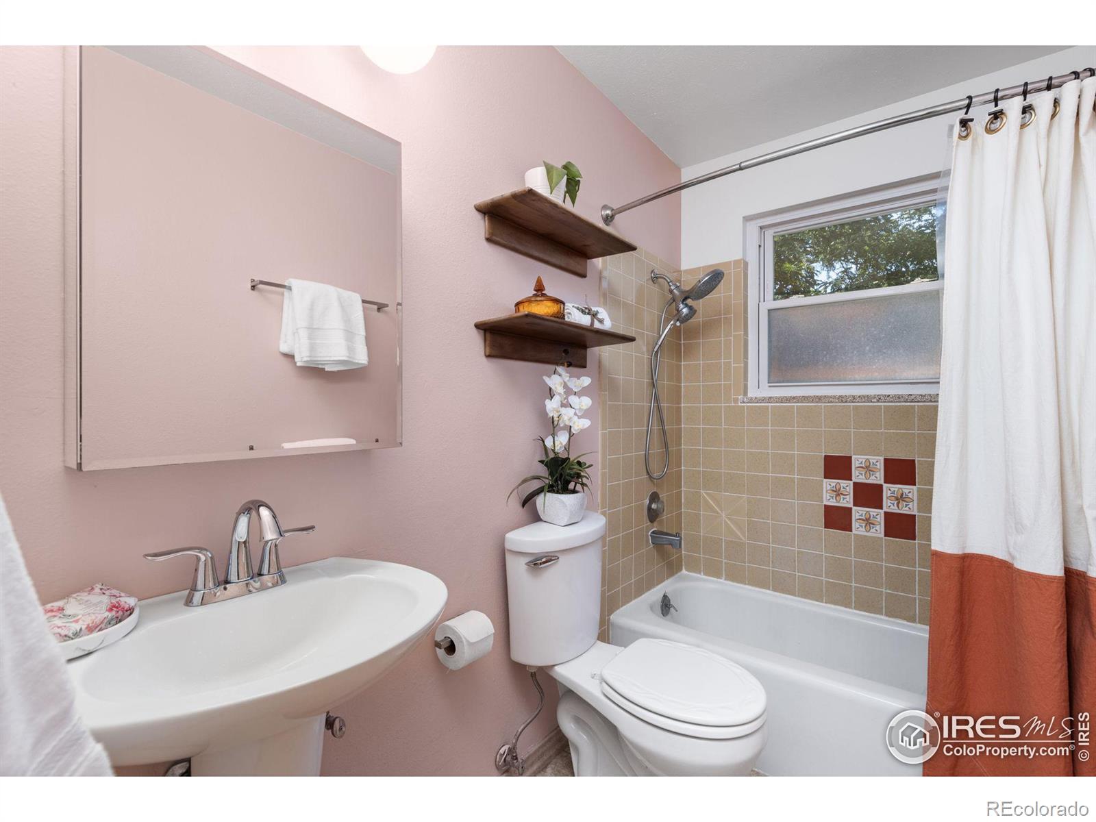 MLS Image #12 for 1336  grays peak drive,longmont, Colorado