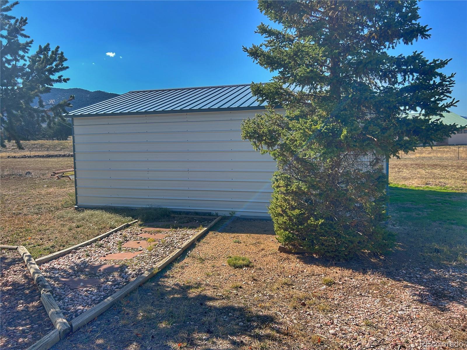 MLS Image #35 for 13440  county rd 45 ,coaldale, Colorado