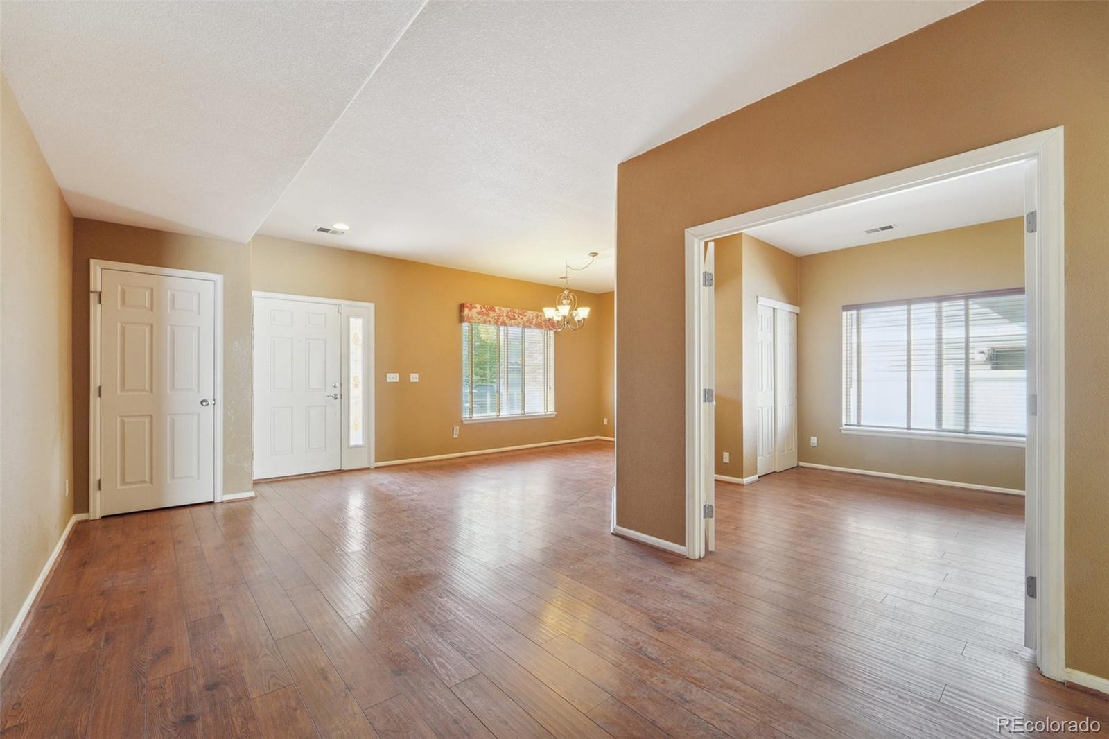 MLS Image #3 for 21227 e 49th place,denver, Colorado