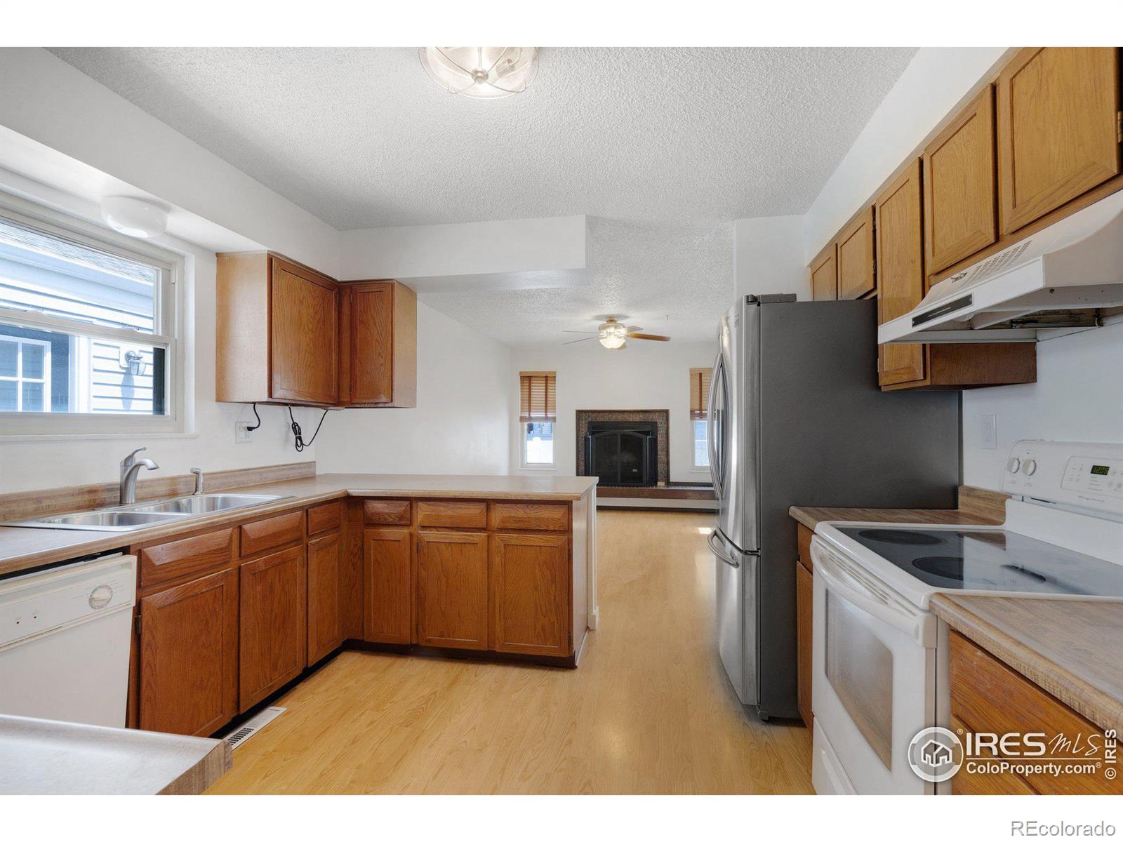 MLS Image #11 for 1954  29th avenue,greeley, Colorado