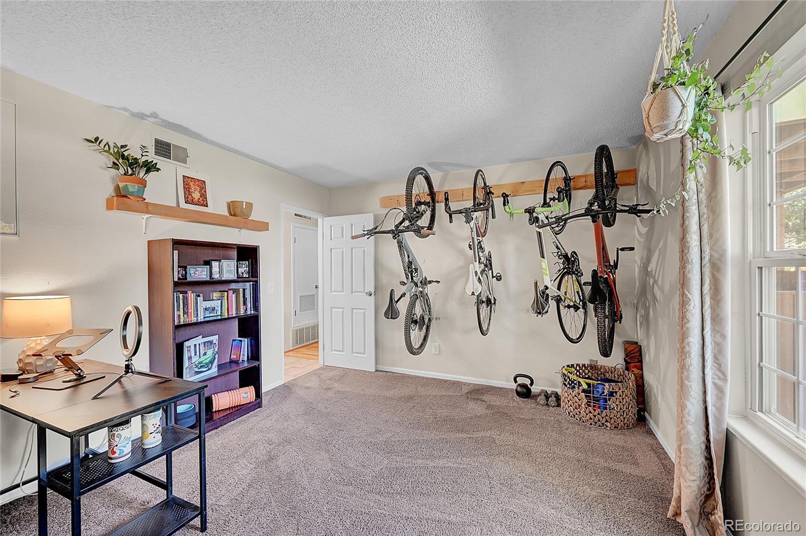 MLS Image #11 for 10251 w 44th avenue,wheat ridge, Colorado