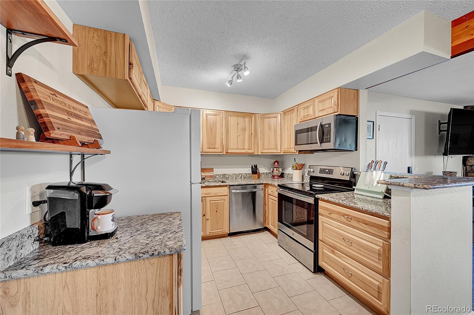 MLS Image #4 for 10251 w 44th avenue,wheat ridge, Colorado