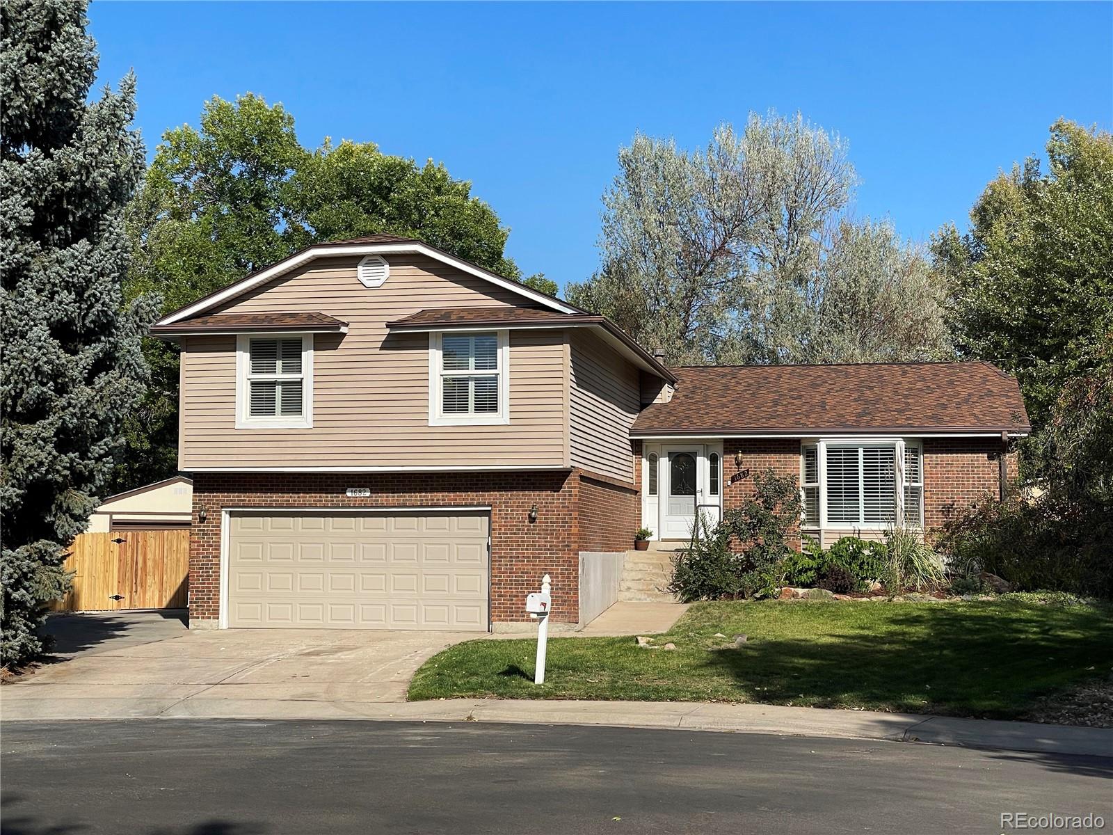 MLS Image #3 for 1682 s macon street,aurora, Colorado