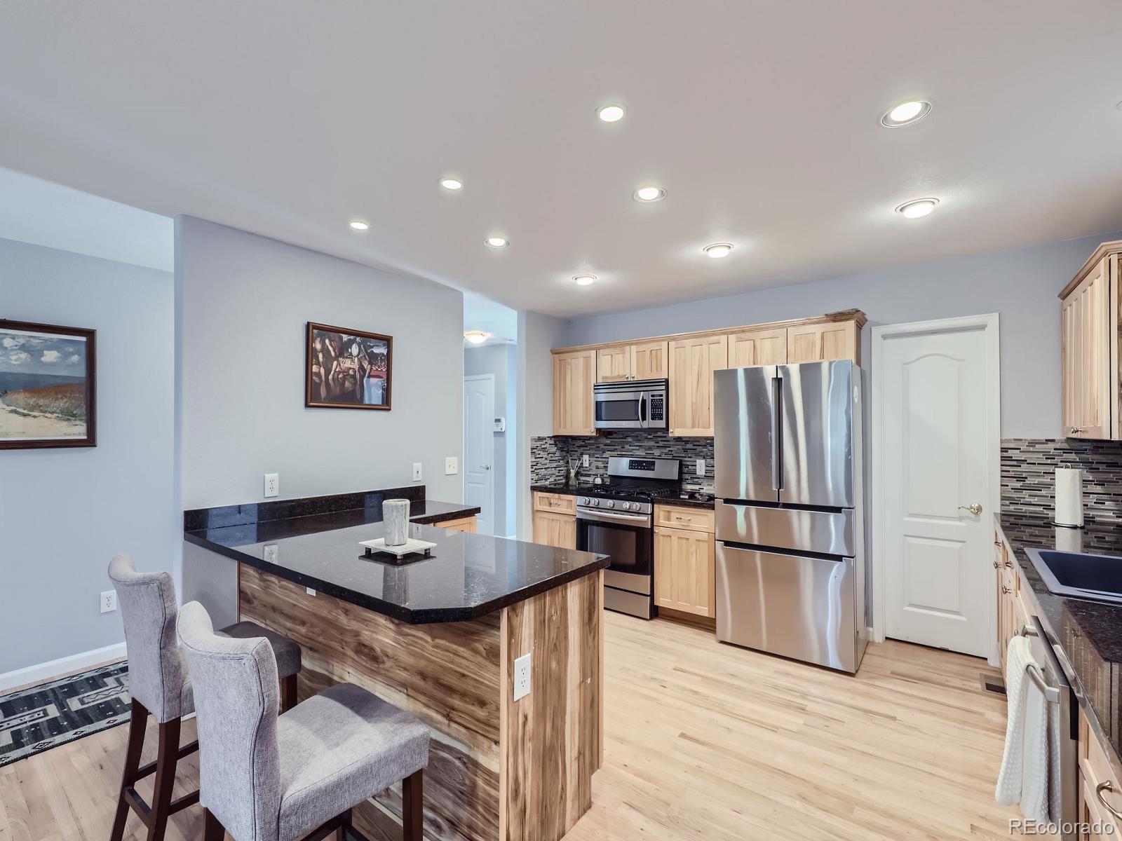 MLS Image #14 for 1658 s milwaukee street,denver, Colorado