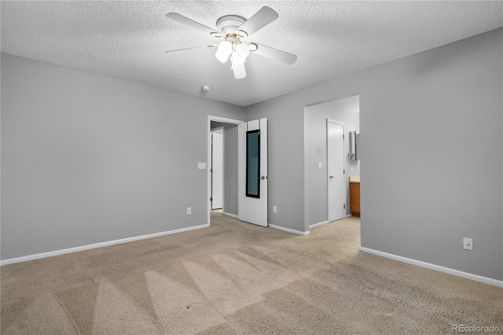 MLS Image #11 for 15125 e bayaud place,aurora, Colorado