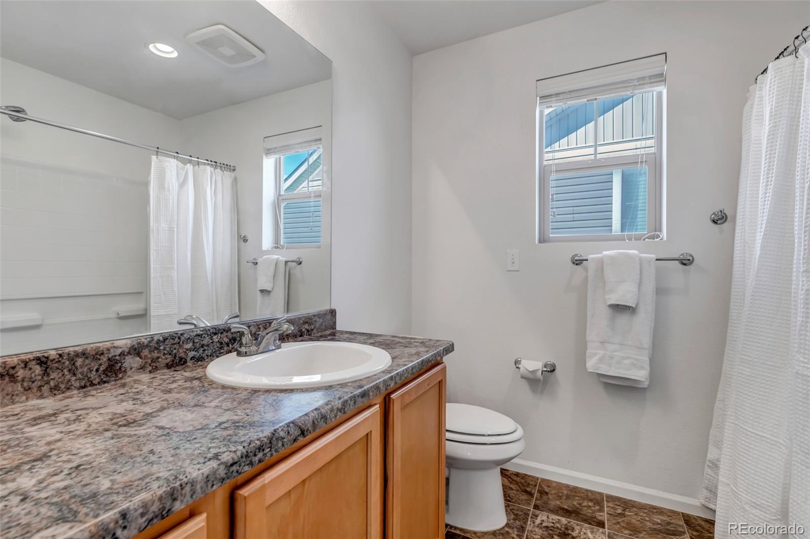 MLS Image #18 for 4572  walden way,denver, Colorado