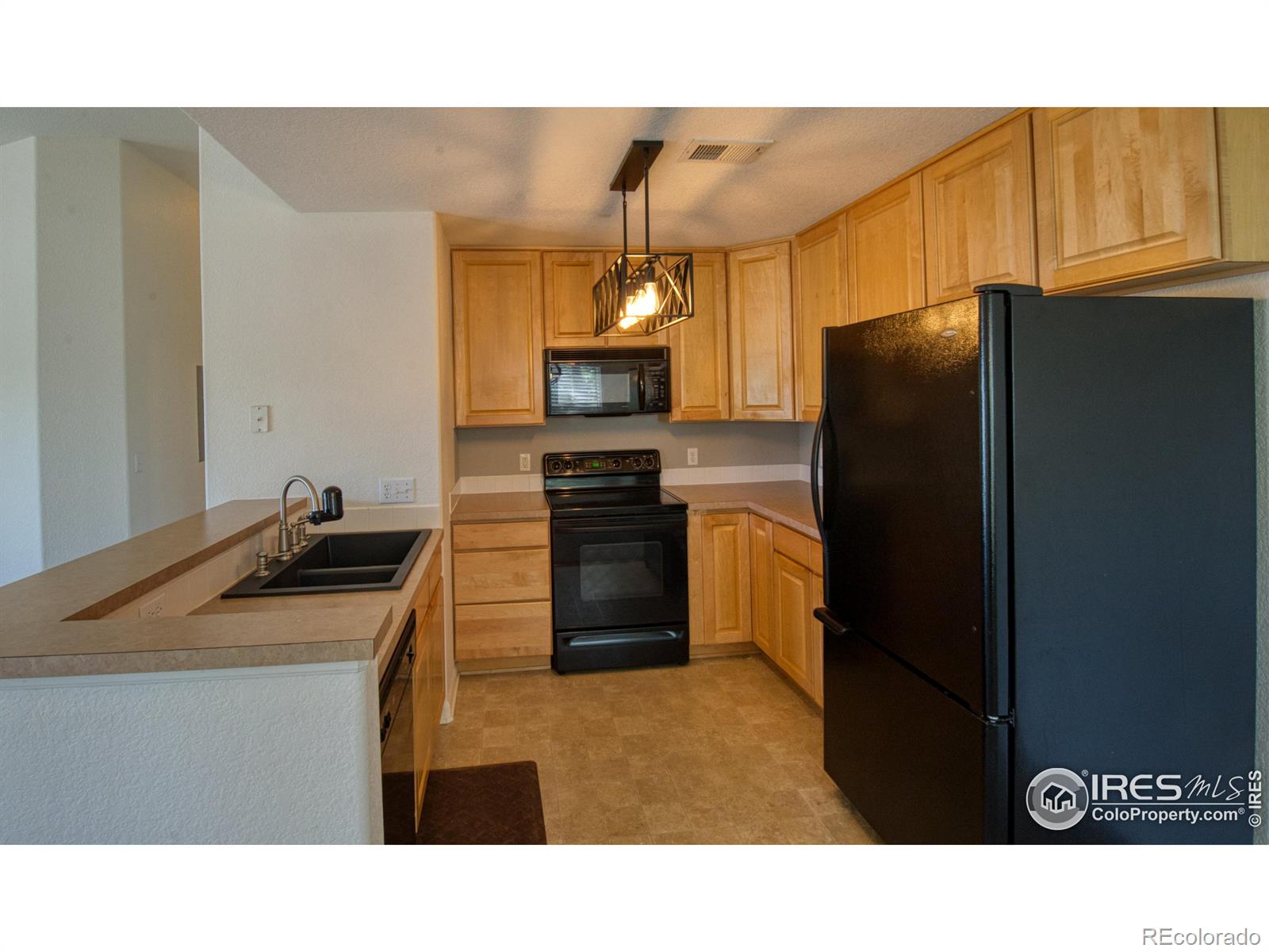 MLS Image #3 for 3210  boulder circle 202,broomfield, Colorado