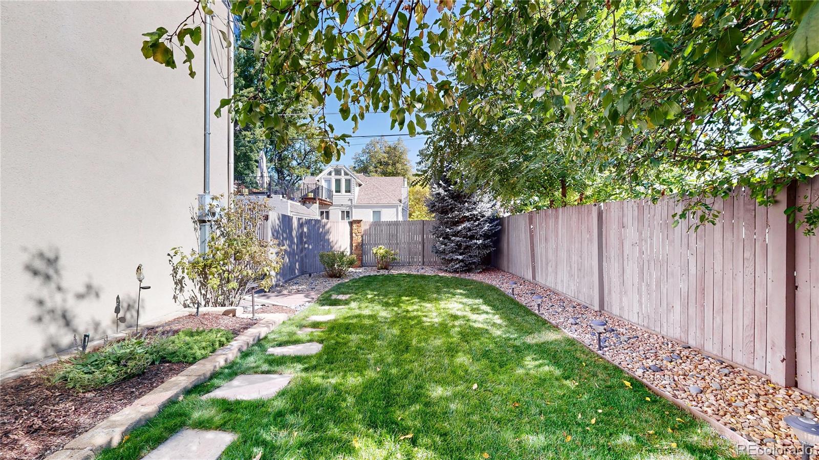 MLS Image #38 for 718  locust street,denver, Colorado