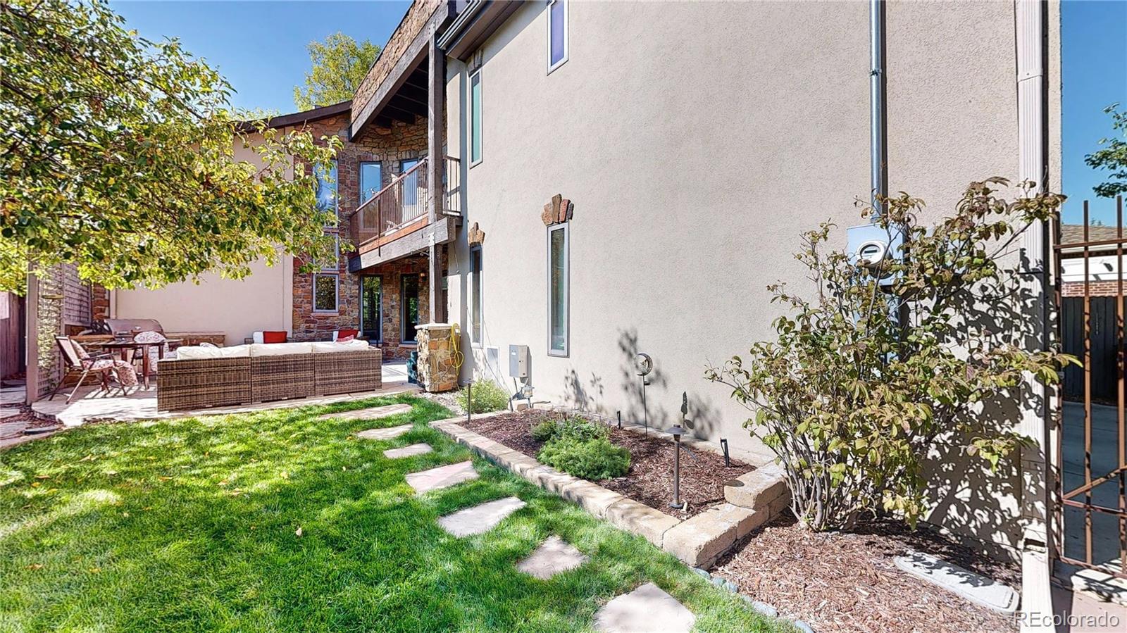 MLS Image #39 for 718  locust street,denver, Colorado