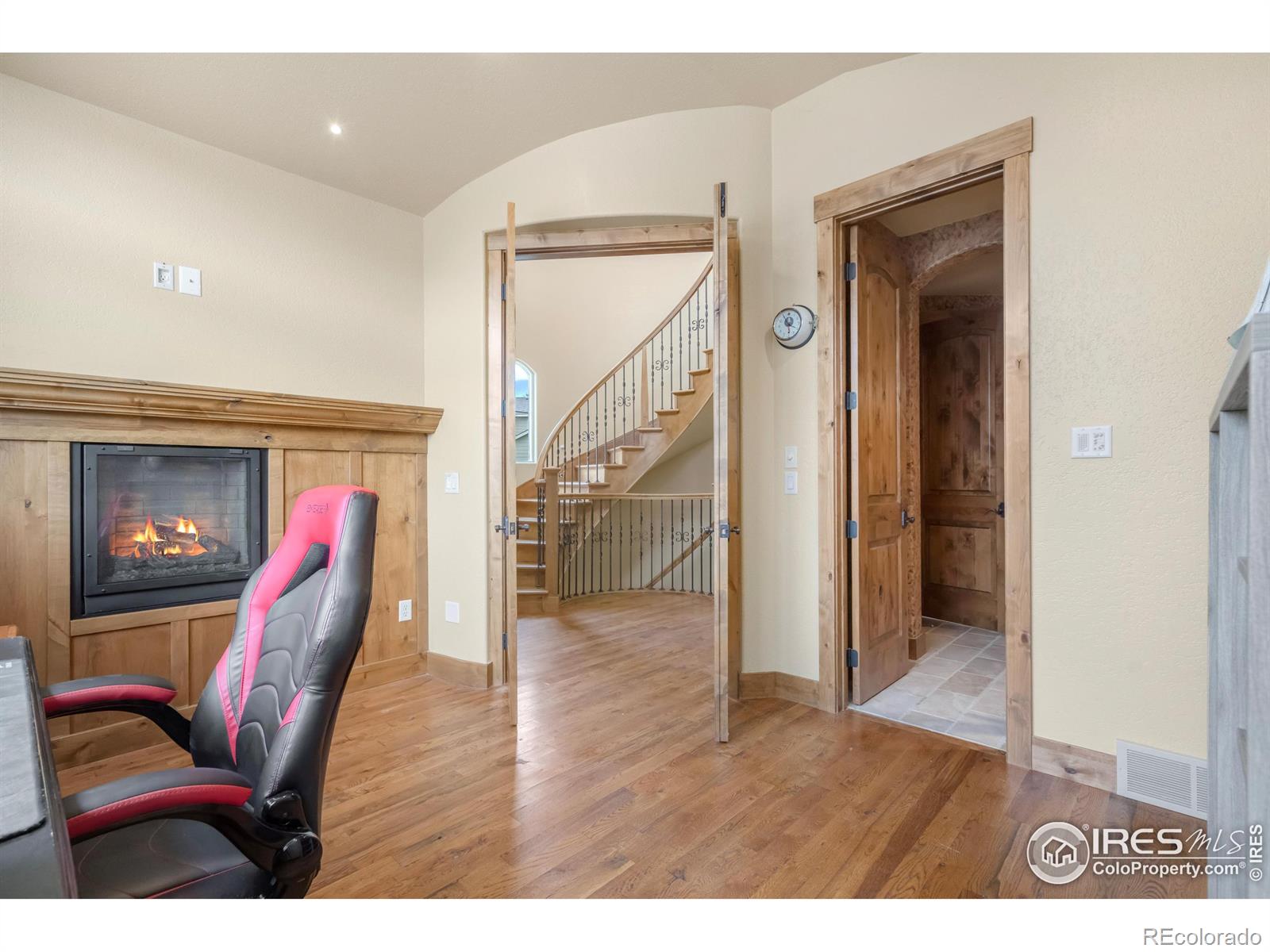 MLS Image #2 for 4026  via del oro drive,loveland, Colorado