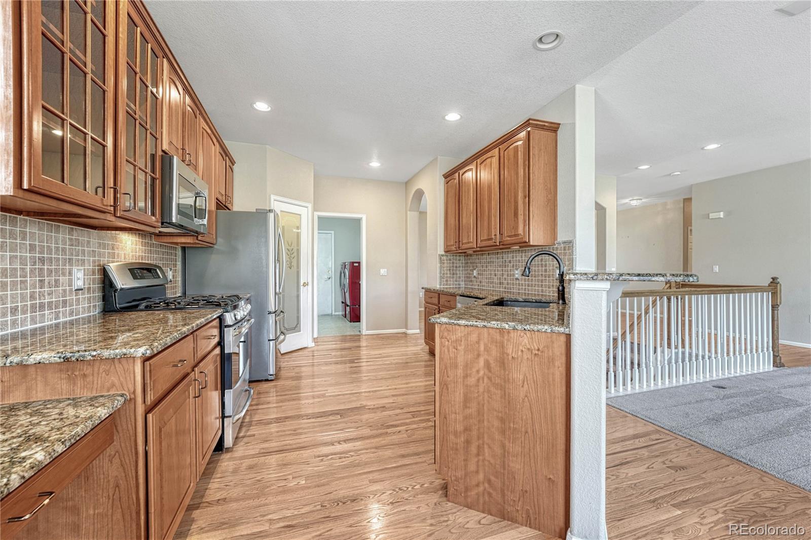 MLS Image #12 for 8107 s catawba court,aurora, Colorado