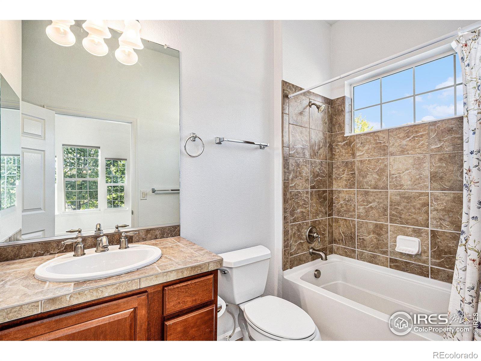 MLS Image #20 for 16515  grays way,broomfield, Colorado