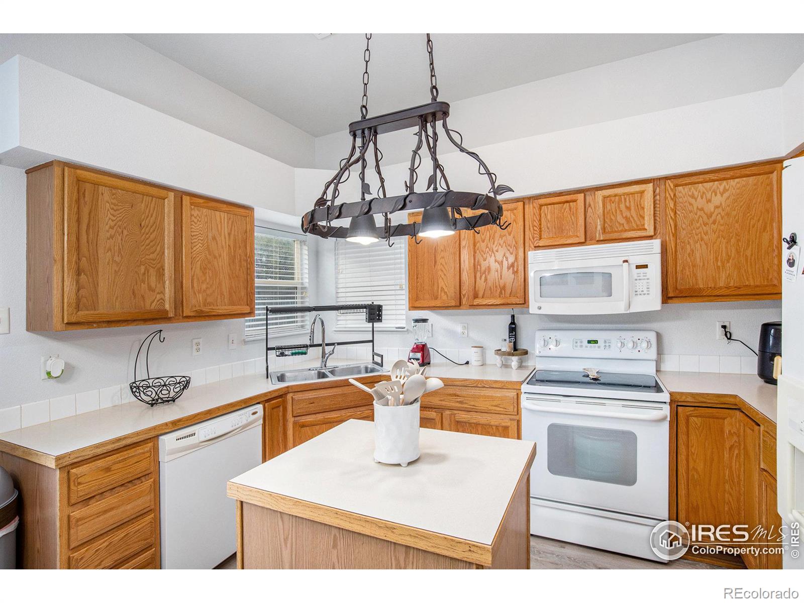 MLS Image #10 for 3215  ellis court,evans, Colorado