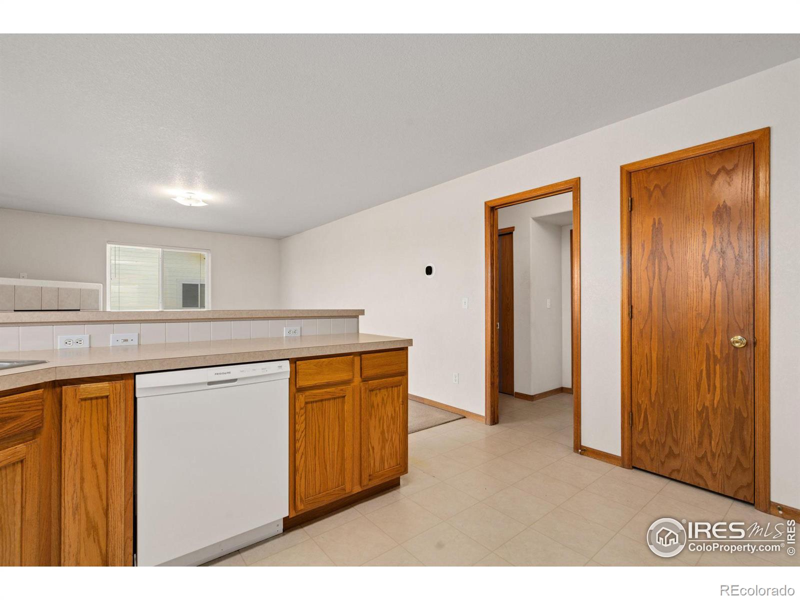 MLS Image #13 for 835 e 4th st rd,eaton, Colorado