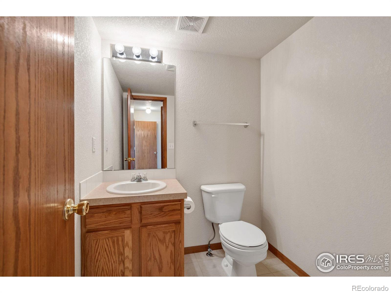 MLS Image #14 for 835 e 4th st rd,eaton, Colorado