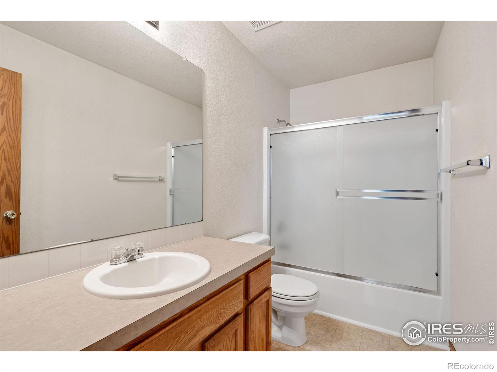 MLS Image #19 for 835 e 4th st rd,eaton, Colorado