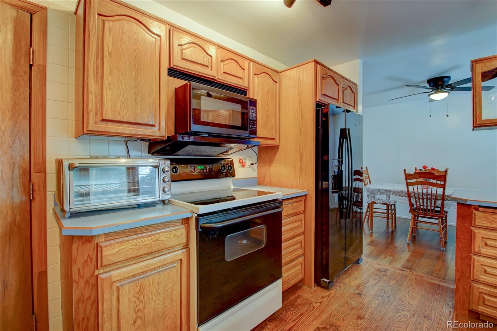 MLS Image #10 for 2953 s vrain street,denver, Colorado