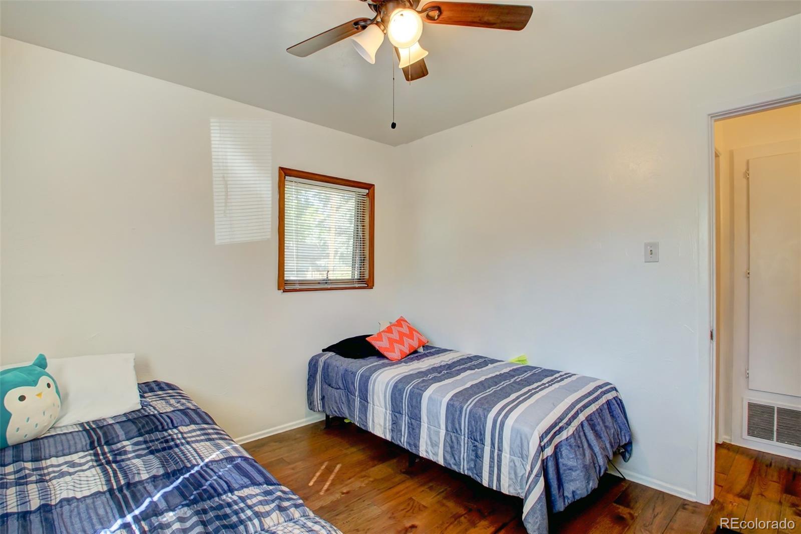 MLS Image #15 for 2953 s vrain street,denver, Colorado