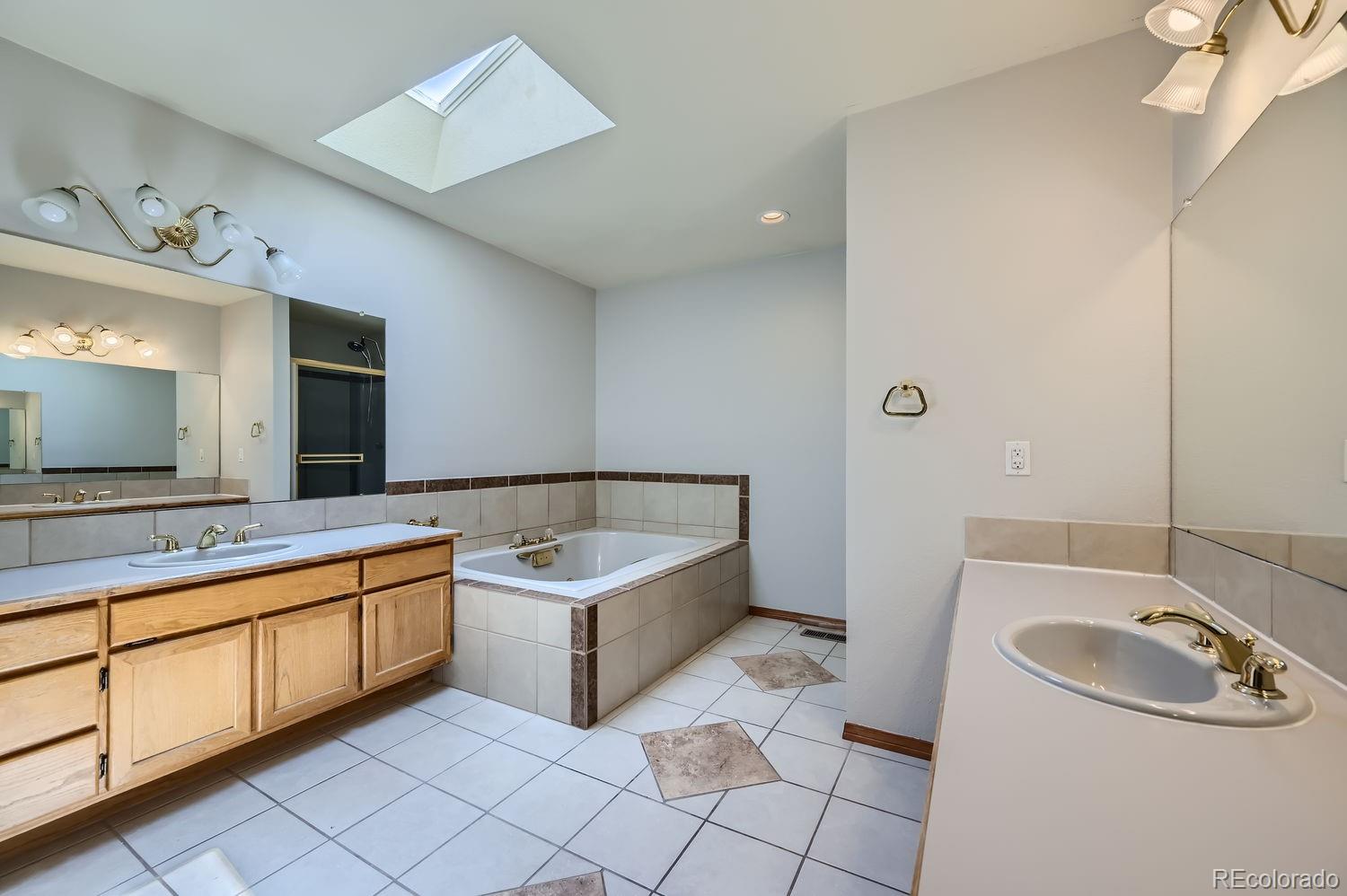 MLS Image #10 for 1004 e 5 avenue,longmont, Colorado