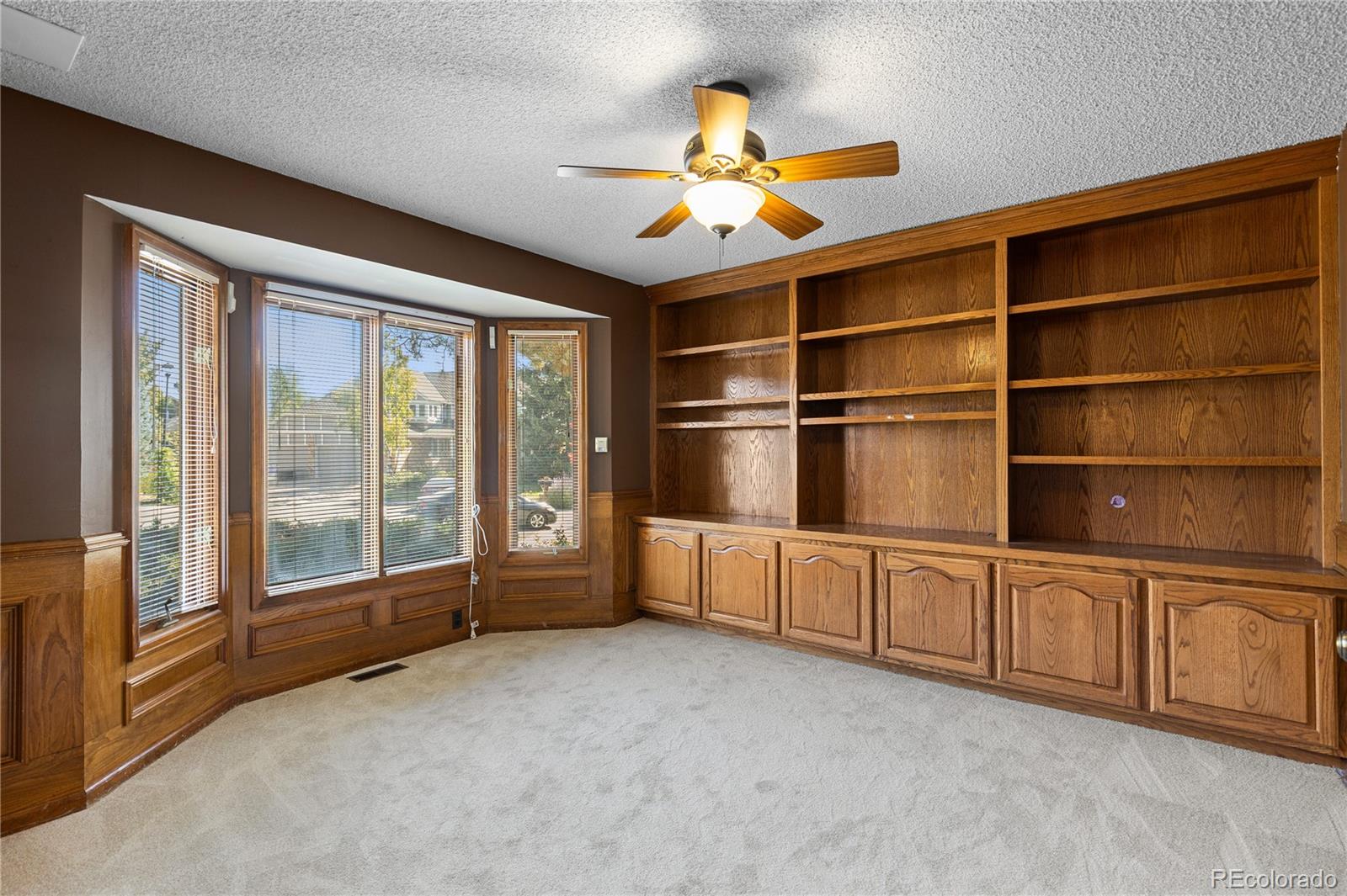 MLS Image #5 for 5775 s kittredge court,aurora, Colorado