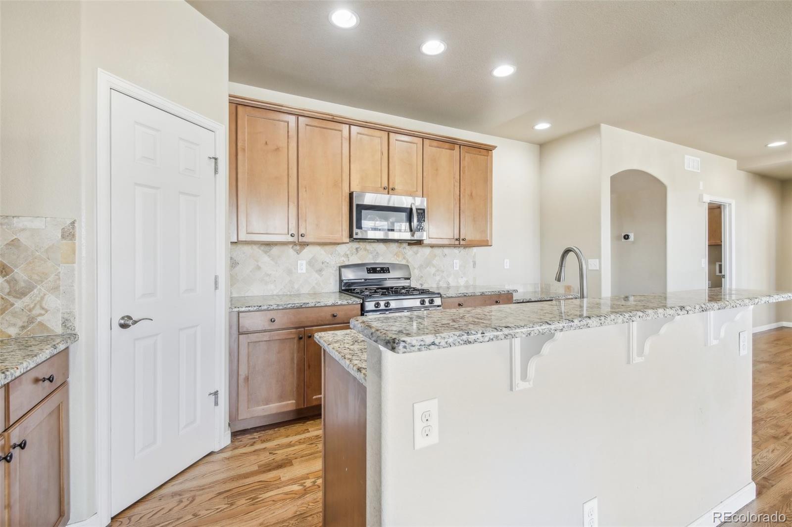 MLS Image #10 for 6846 s quantock way,aurora, Colorado