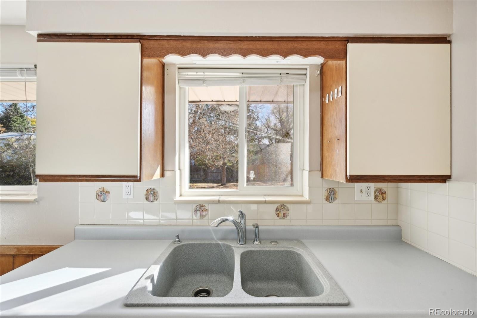 MLS Image #23 for 6620 s downing street,centennial, Colorado