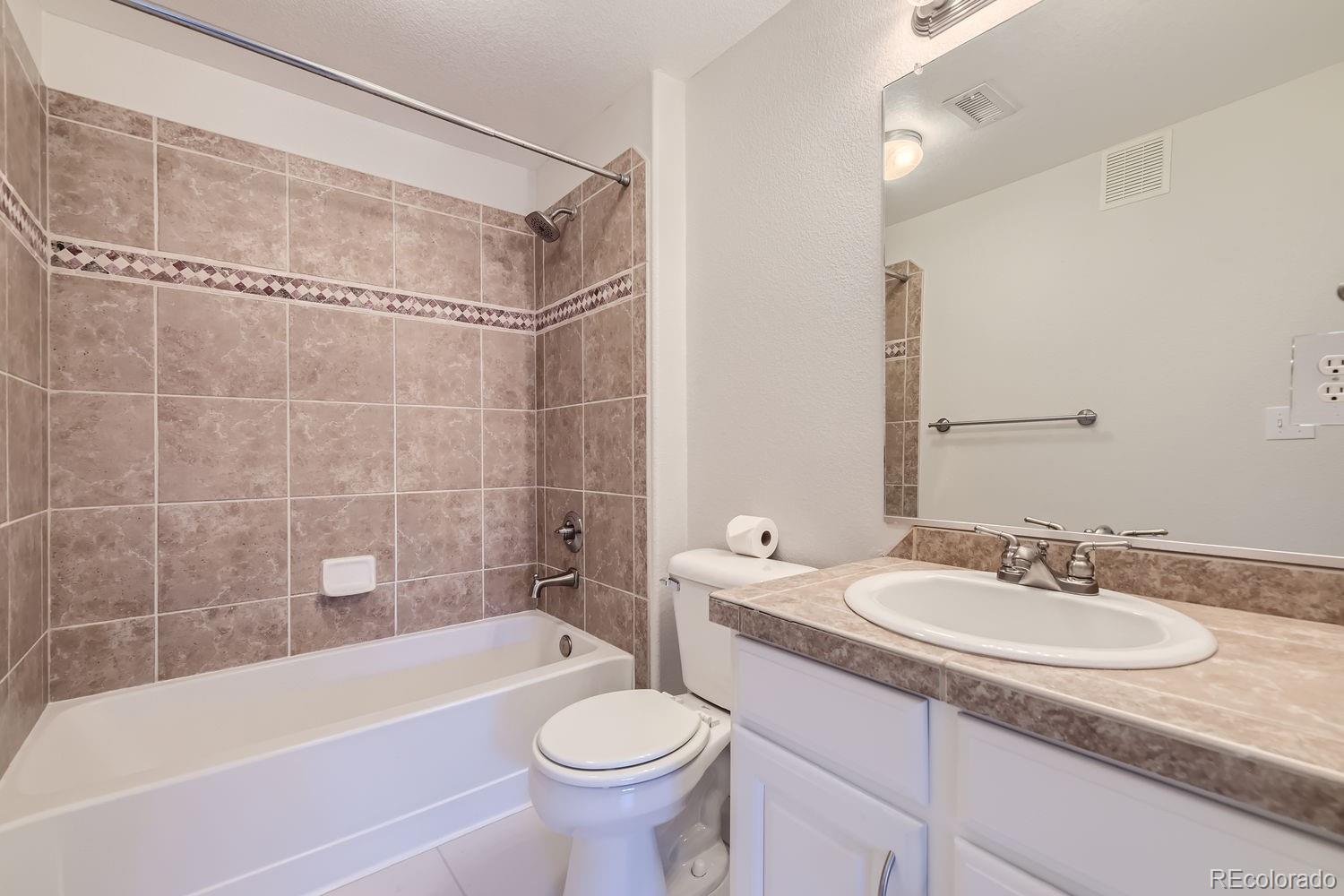 MLS Image #14 for 9079 e panorama circle 217,englewood, Colorado