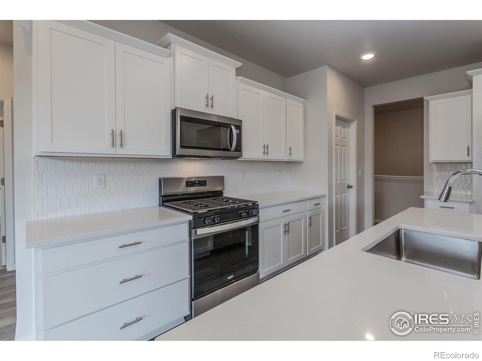 MLS Image #9 for 1662  rumley creek drive,windsor, Colorado