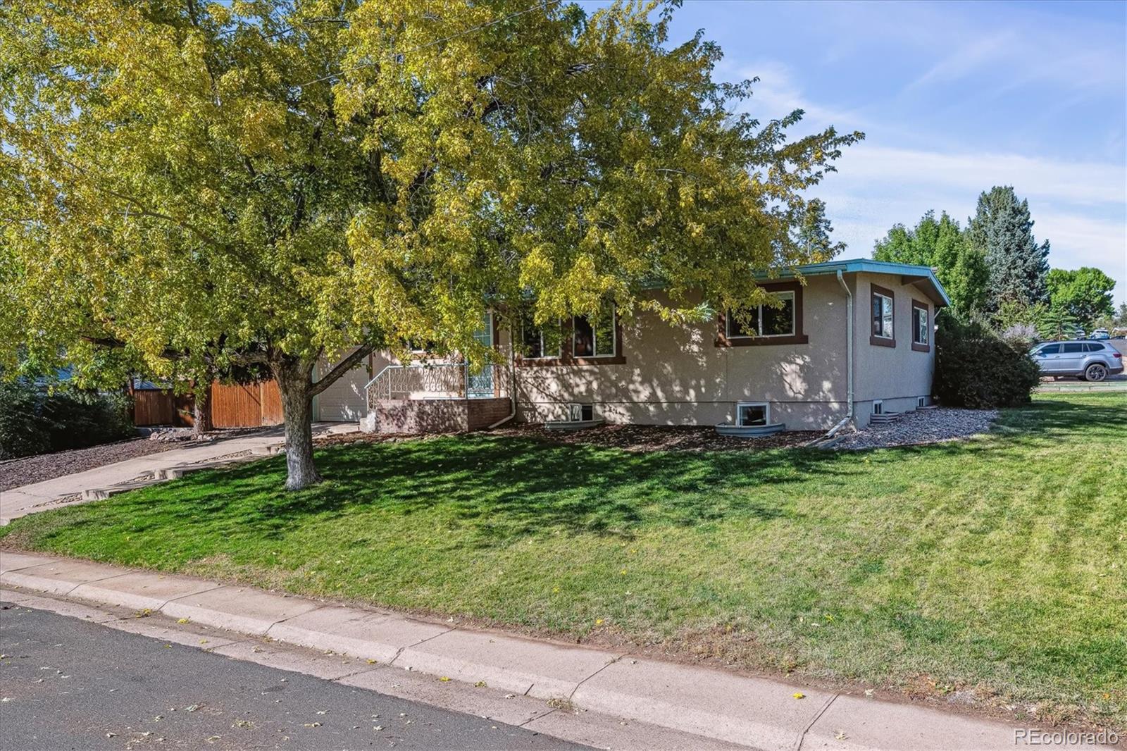 MLS Image #2 for 5449 s greenwood street,littleton, Colorado