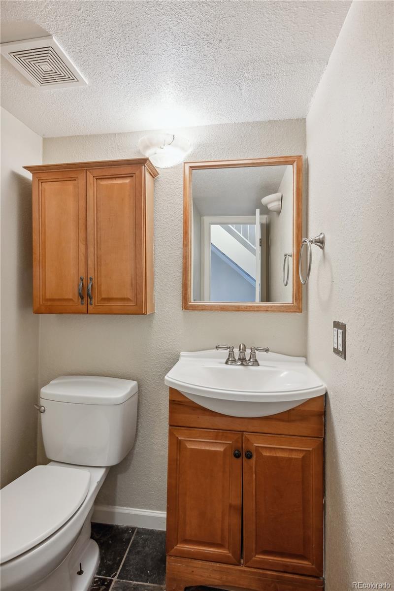 MLS Image #11 for 17675 e loyola drive e,aurora, Colorado