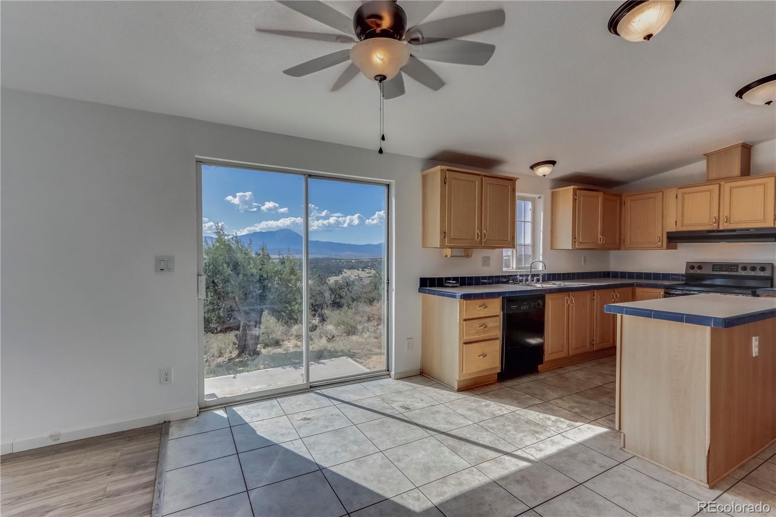 MLS Image #12 for 142  seneca circle circle,walsenburg, Colorado