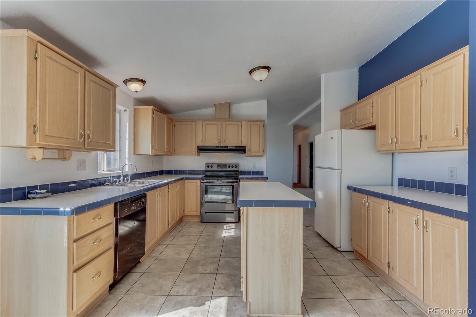 MLS Image #13 for 142  seneca circle circle,walsenburg, Colorado