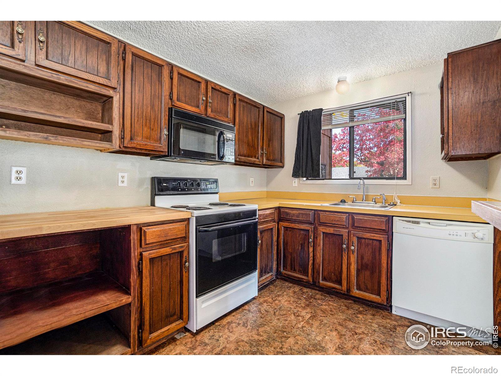 MLS Image #12 for 502-504  jocelyn drive,loveland, Colorado