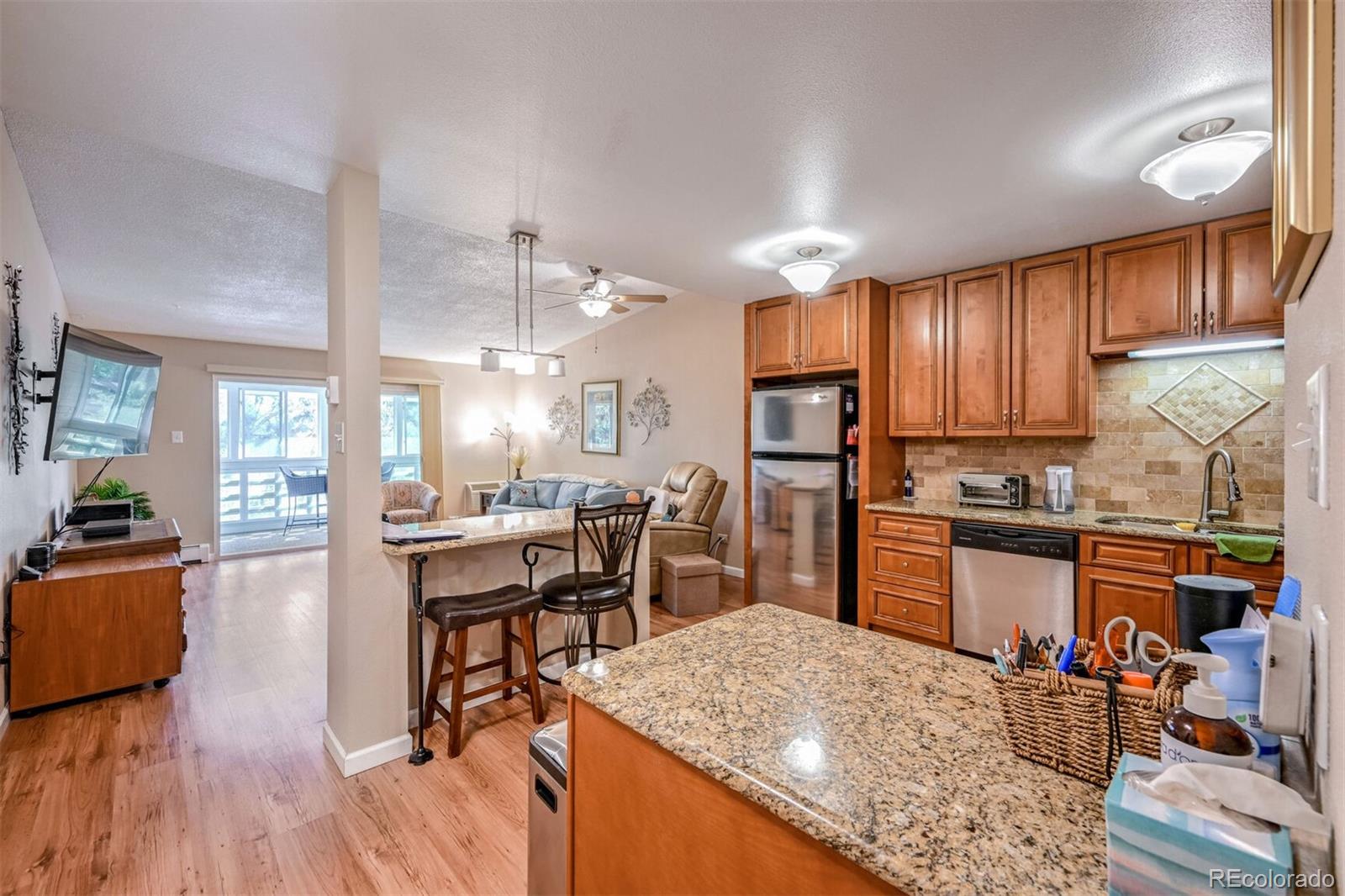 MLS Image #4 for 745 s alton way,denver, Colorado