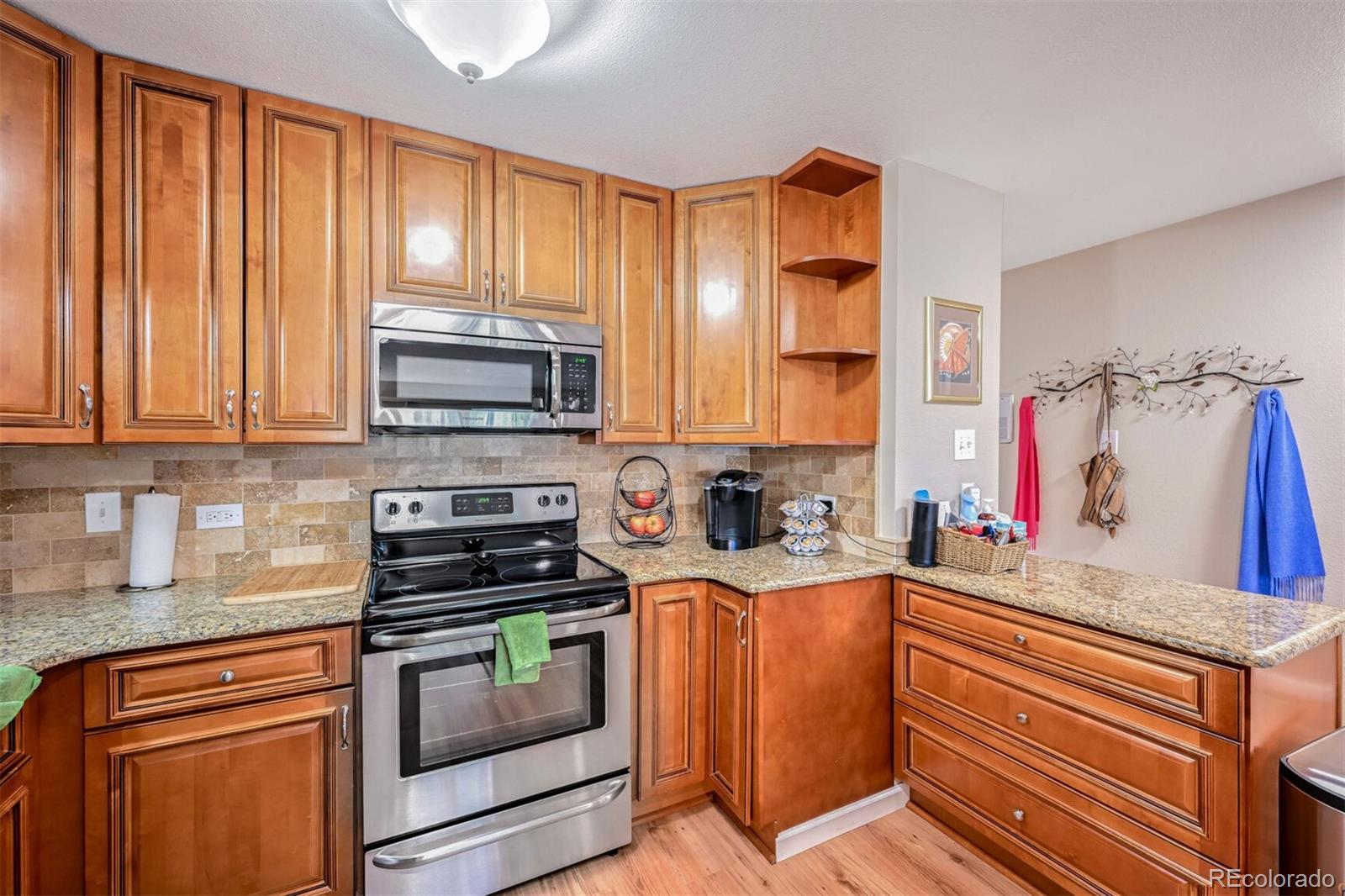 MLS Image #5 for 745 s alton way,denver, Colorado