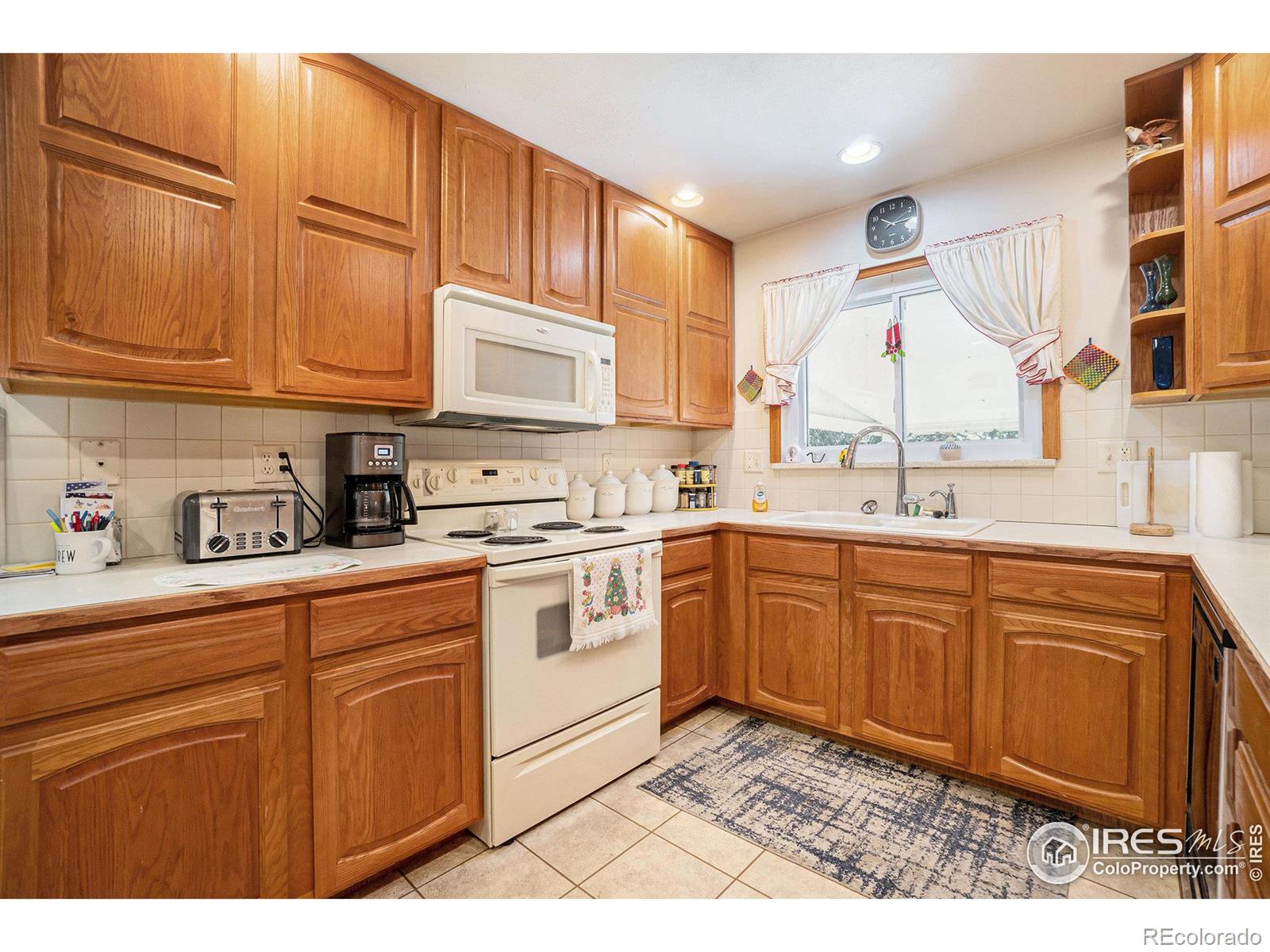 MLS Image #9 for 1960  24th avenue,greeley, Colorado