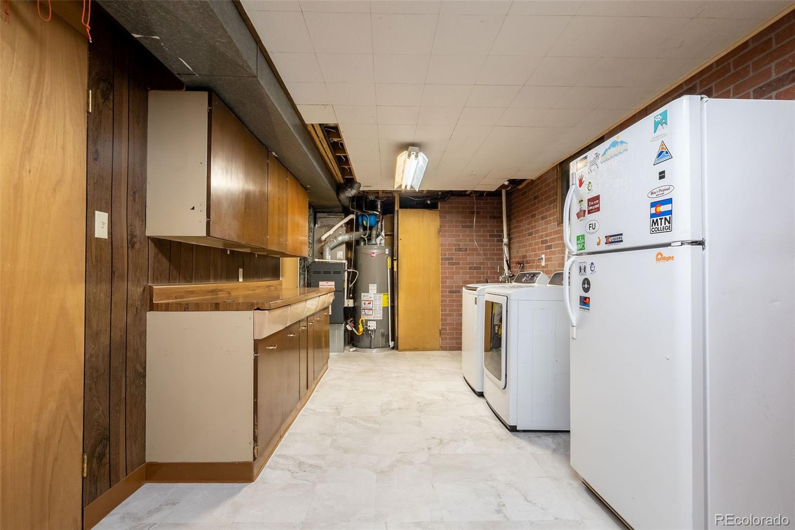 MLS Image #22 for 3423 s vrain street,denver, Colorado